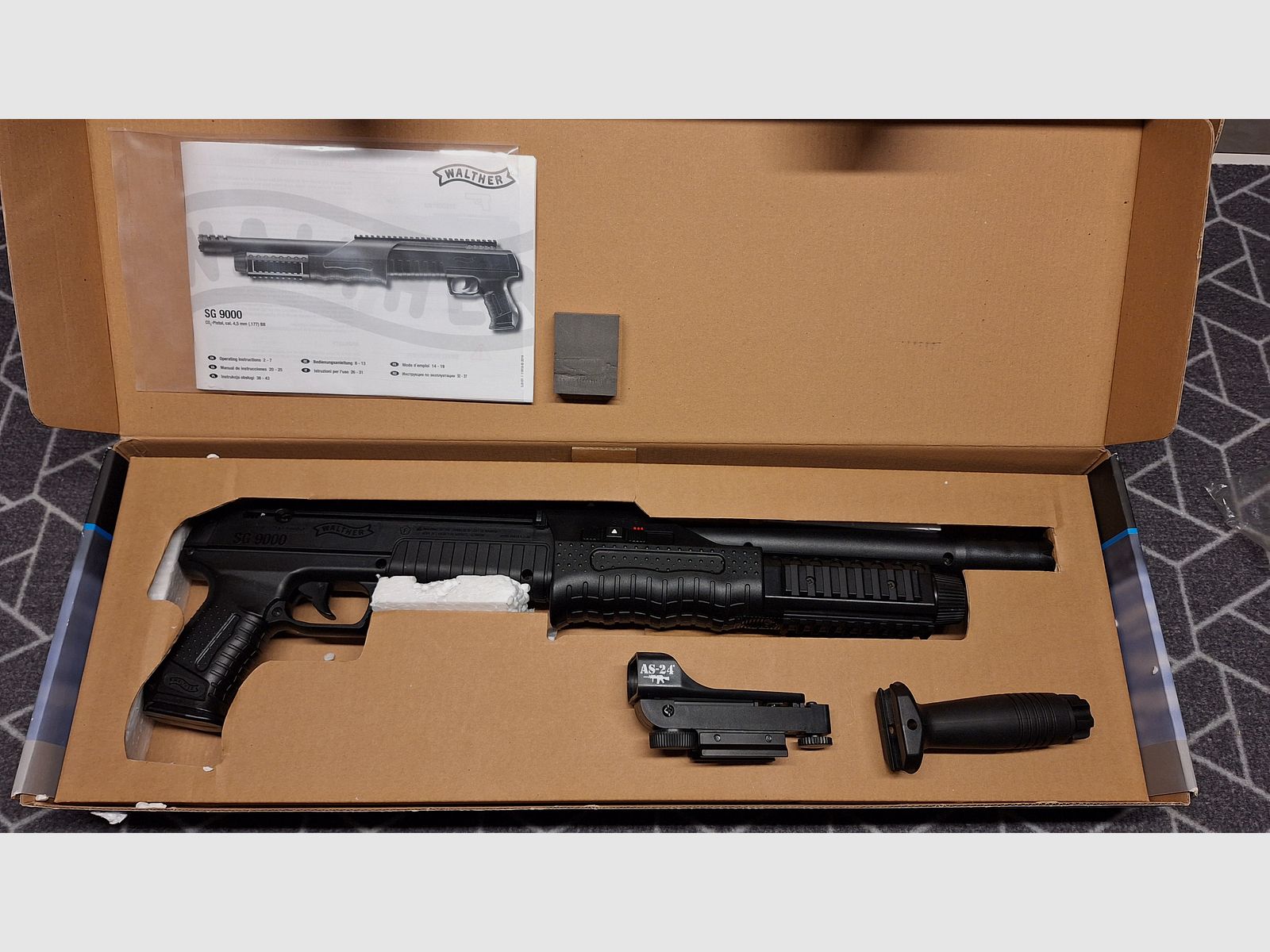 Walther SG9000 4.5mmBB CO2 as good as new!