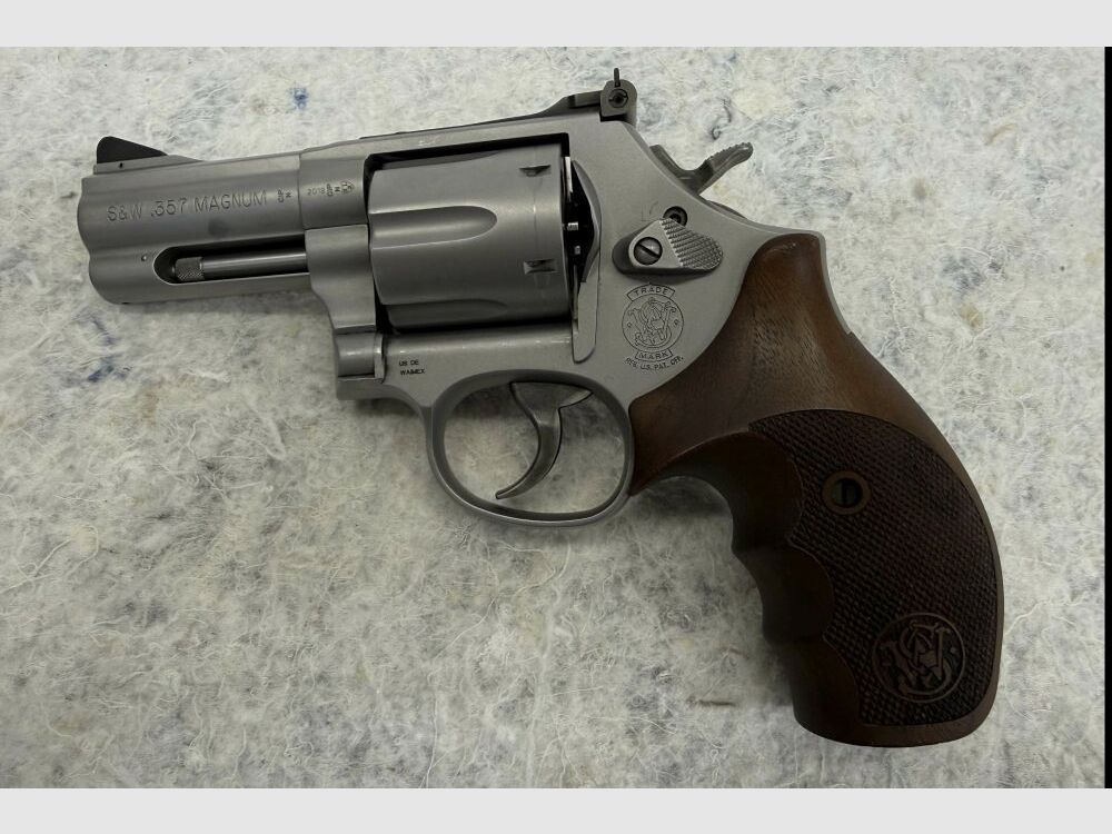 Smith & Wesson 686 - Security Special - 3" .357Mag