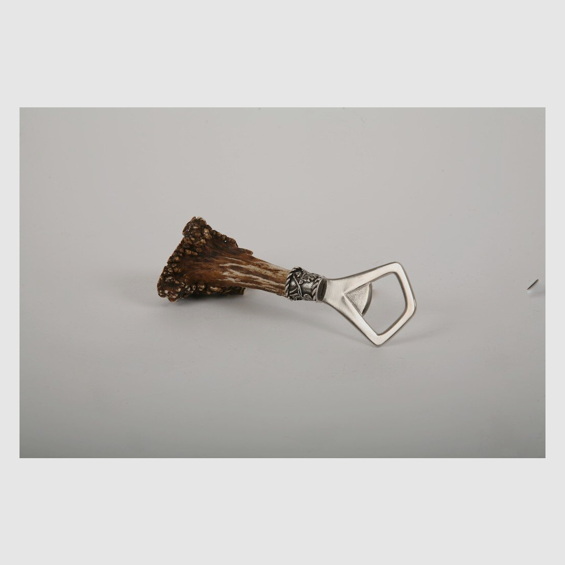 Lovergreen Kunst des Tisches Motiv Flaschenffner-Hirschgeweih