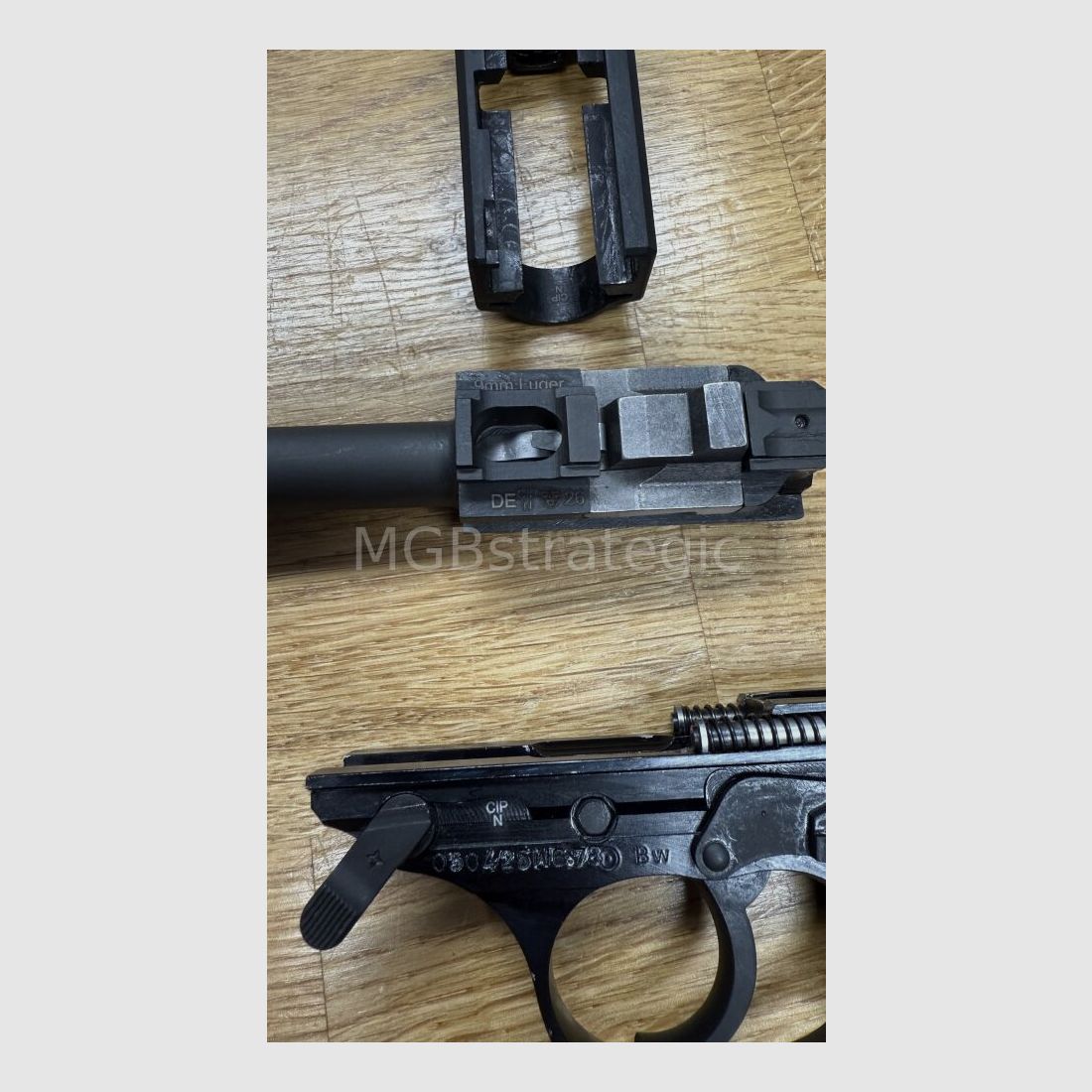 Walther P1 ex Bundeswehr Depobestand mit Depo Tüte inkl. 1x Magazin P38 halbautom. Pistole 9mmLuger P 38 / mit Depotverpackung Ex Bw Depotbestand