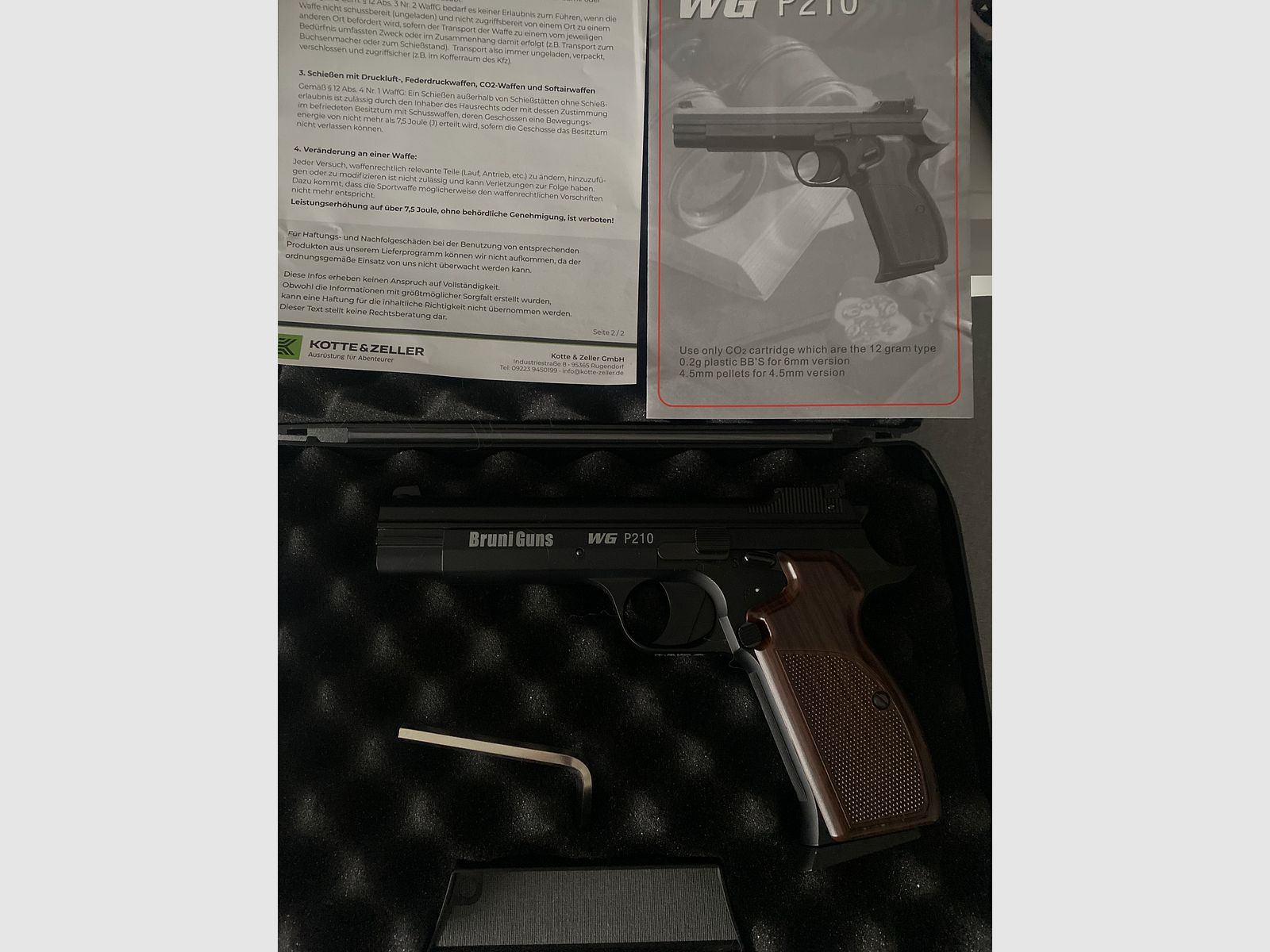 Bruni Guns P210 CO2 air pistol cal. 4.5mm BB blowback full metal black