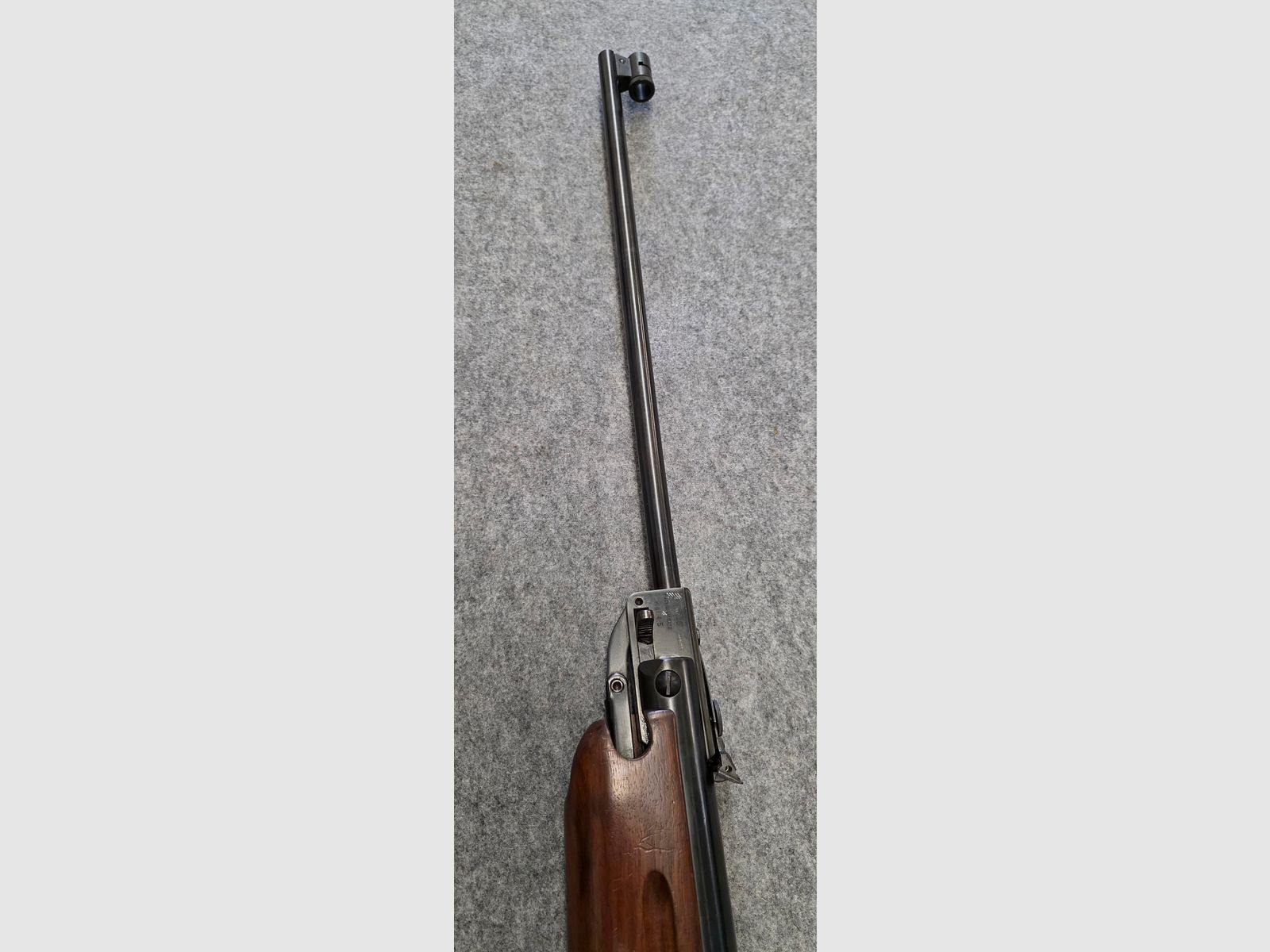 With rare luxury stock Weihrauch HW 35 from 1968 without F-mark break barrel air rifle caliber 4.5 mm HW35