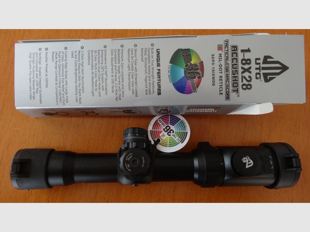 UTG-Leapers UTG-Leapers 1-8X28mm CQB-richtkijker, 36-kleurige Circle-Dot