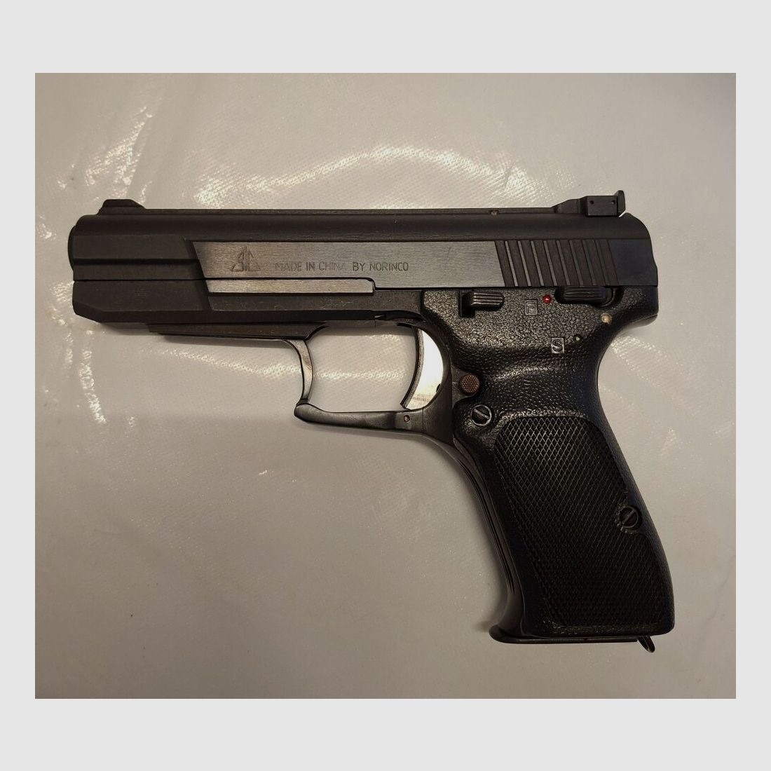 Norinco 77B pistola de una mano, imagen 2 de 5