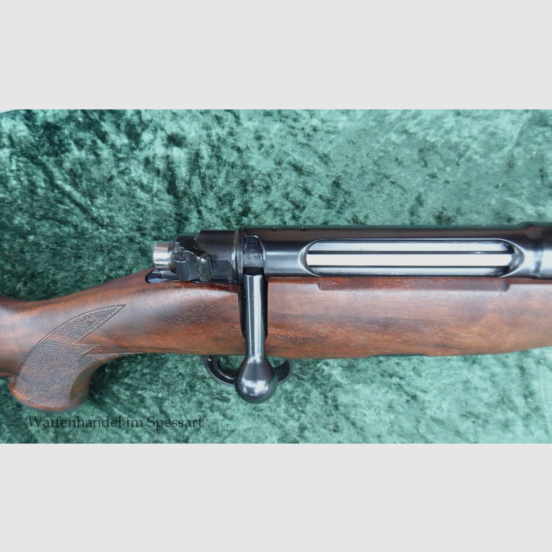 Repetitiegeweer Heym SR21, met klassieke kolf. Kal..308Win. Als nieuw.