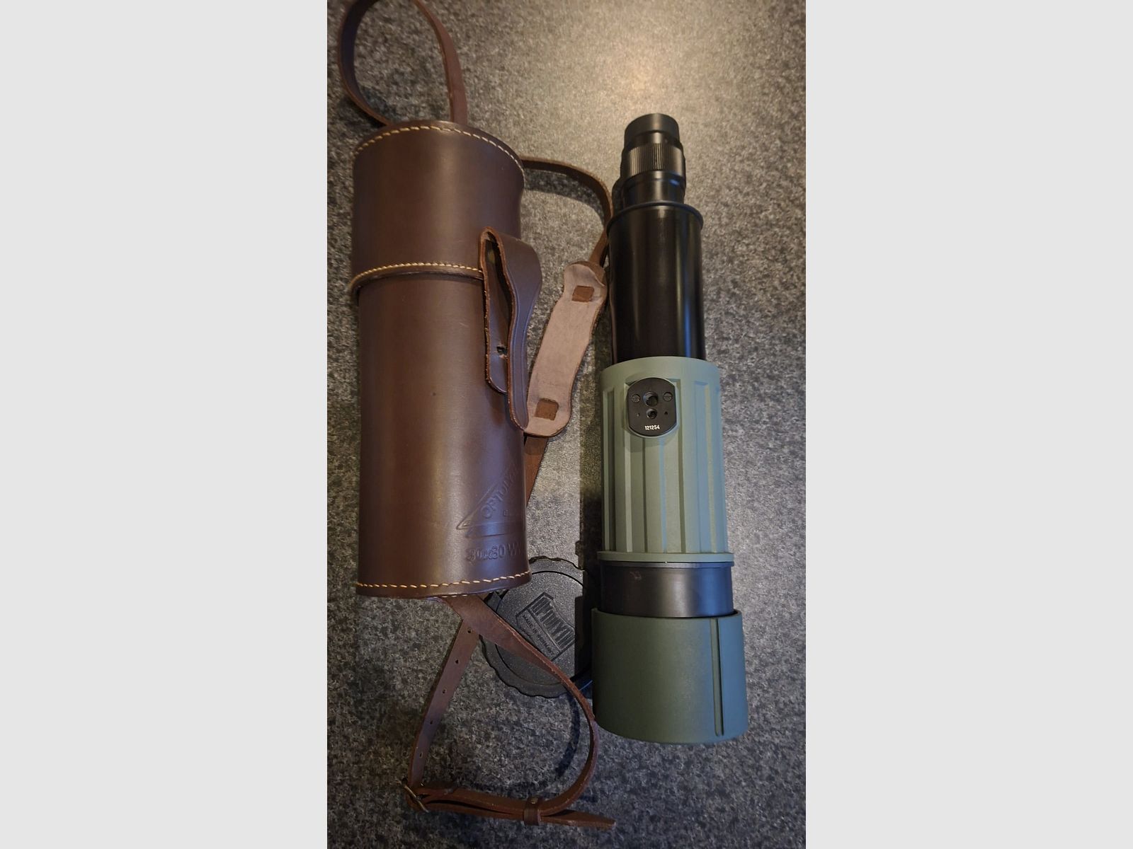 Optolyth Spotting Scope 30×80 BGA WWIS Ceralin plus for Hunters / Ornithologists / Naturalists