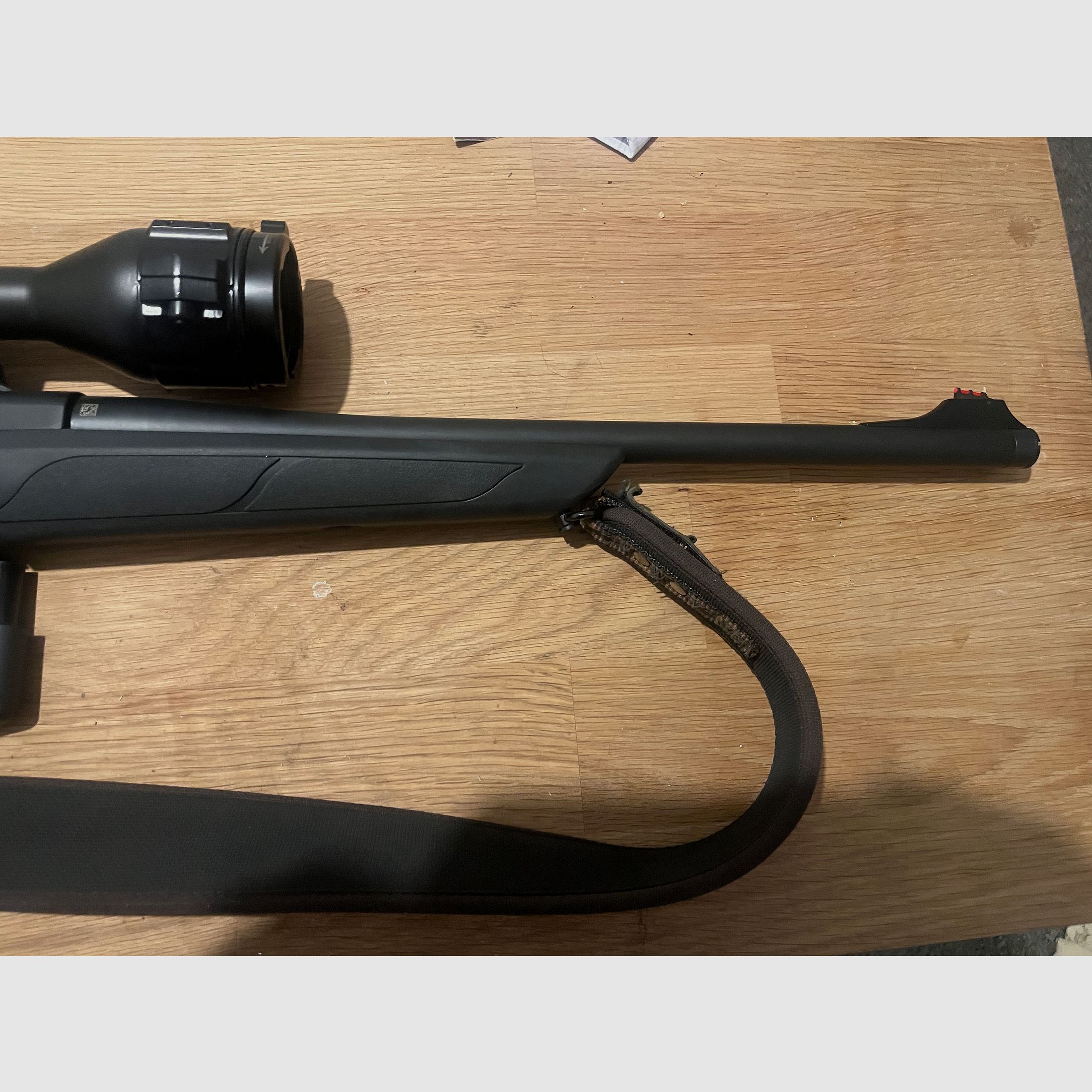 Merkel Helix Tracker 8x57 ist mit einem ZFR STEINER RANGER 6 3-18x56 m Leucht, Absehen 4A-1 fast neuwertig