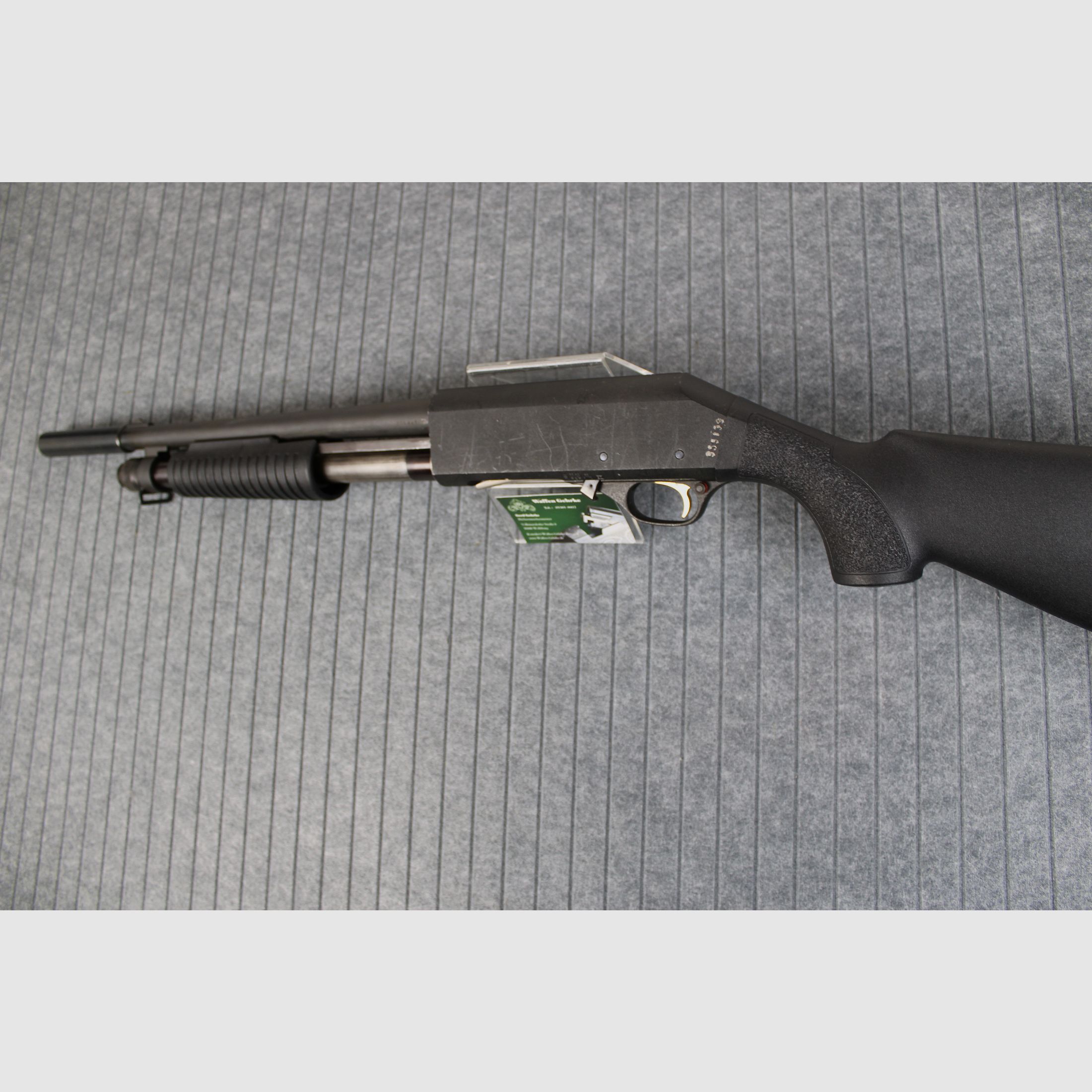 Fusil à répétition à canon lisse Imperator 12/76