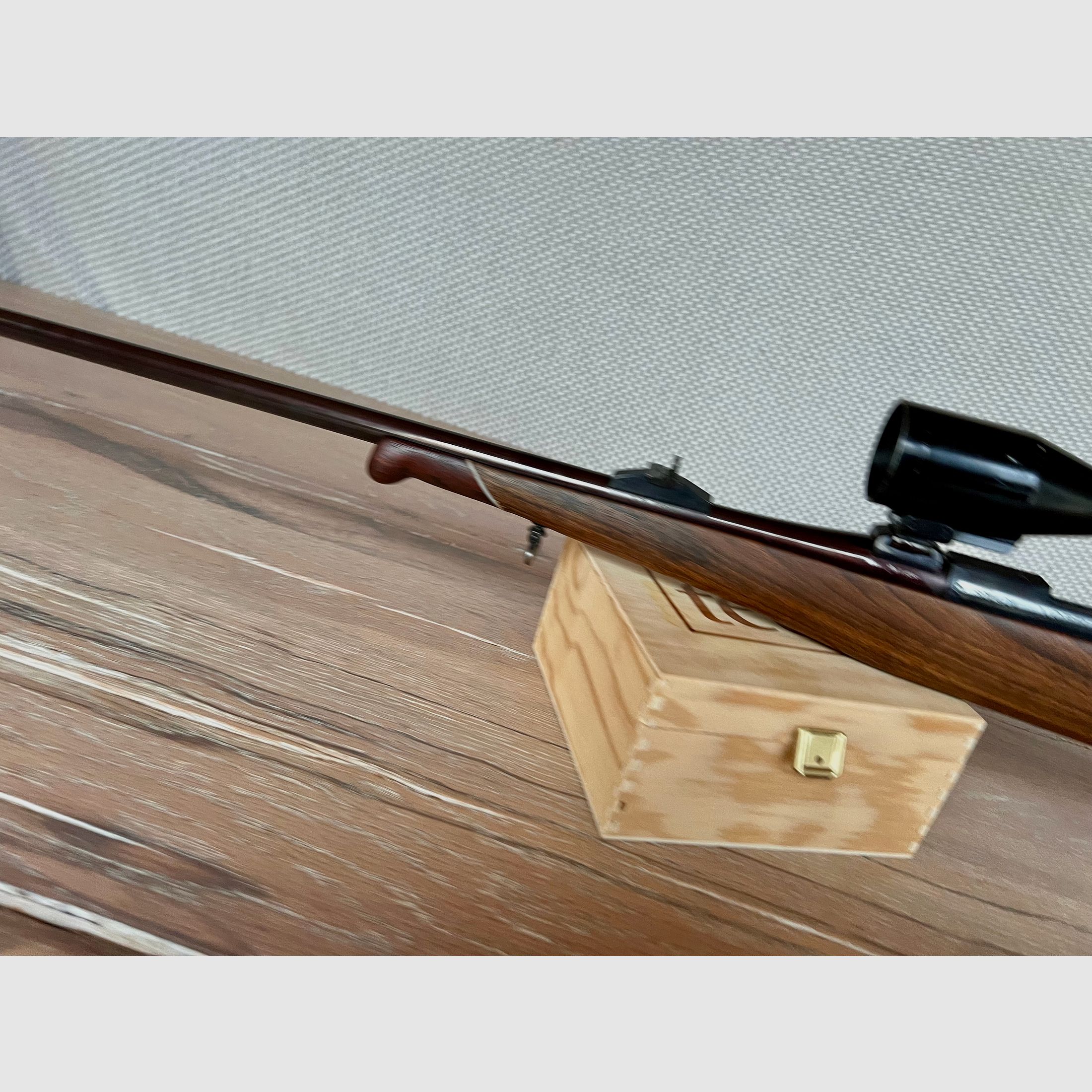 Voere Repetierbüchse Kaliber 7x64 mit Zeiss Zielfernrohr - Top gepflegt mit Munition !!
