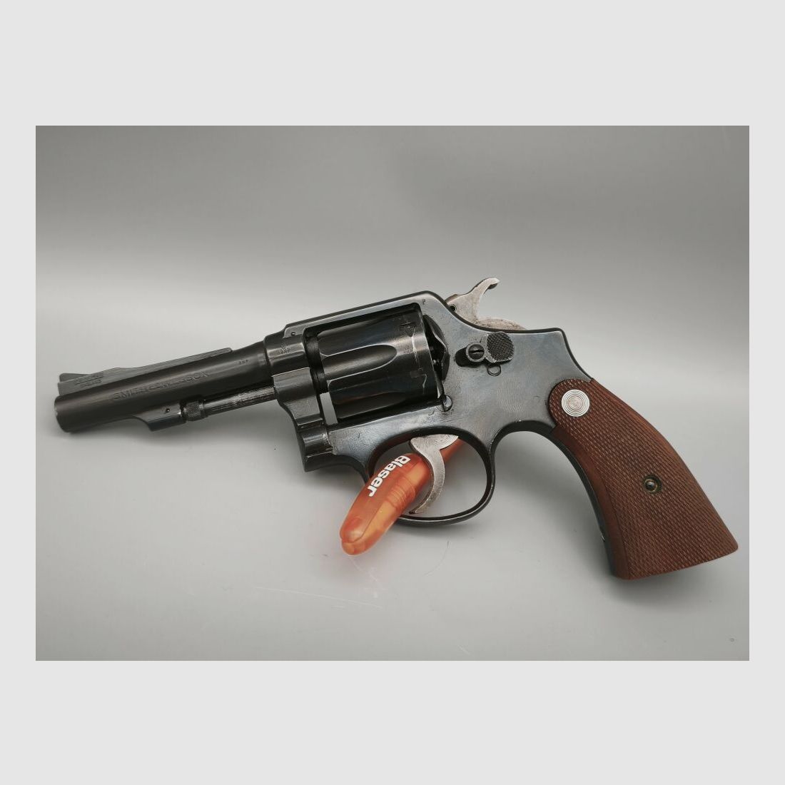 Smith & Wesson S&W Victory Revolver .38Special umgebaut bei Parker Hale .38Special