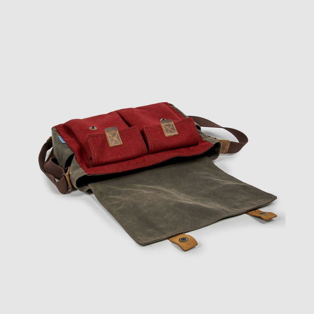 Steinkauz Umhängetasche Landeck Rot/Wax-Oliv
