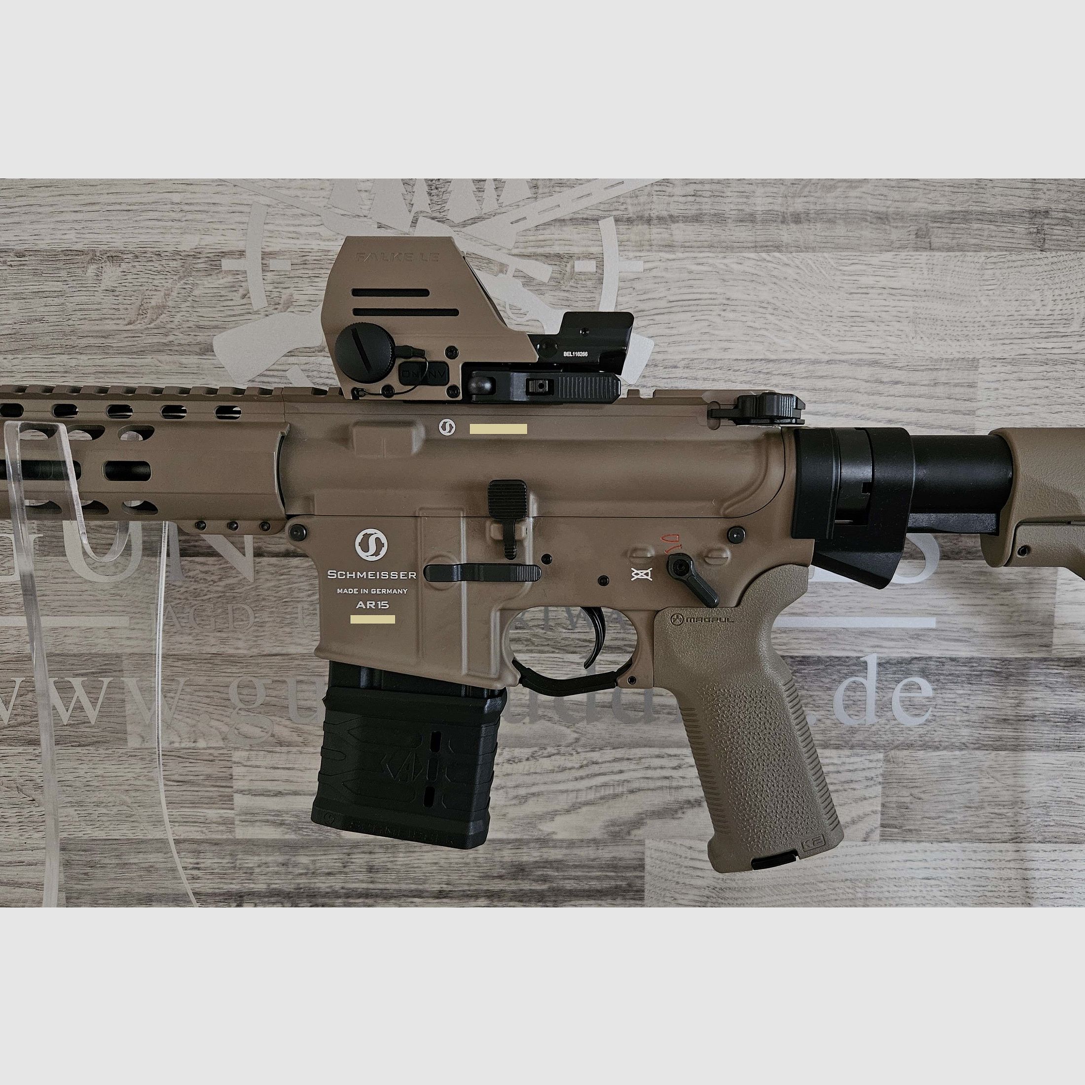 Schmeisser AR15 M4FL 14.5" FDE special model MAGPUL cal. .223Rem with optics - free shipping - new goods from specialist trade