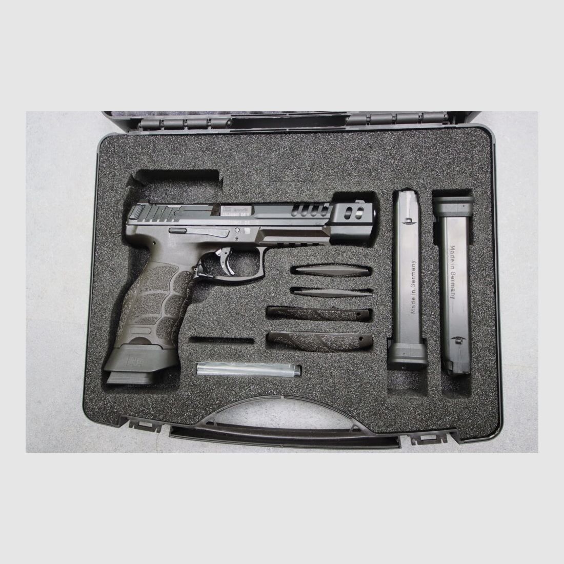 Heckler & Koch SFP9 OR Match mit Paddle + Red-Dot Holosun