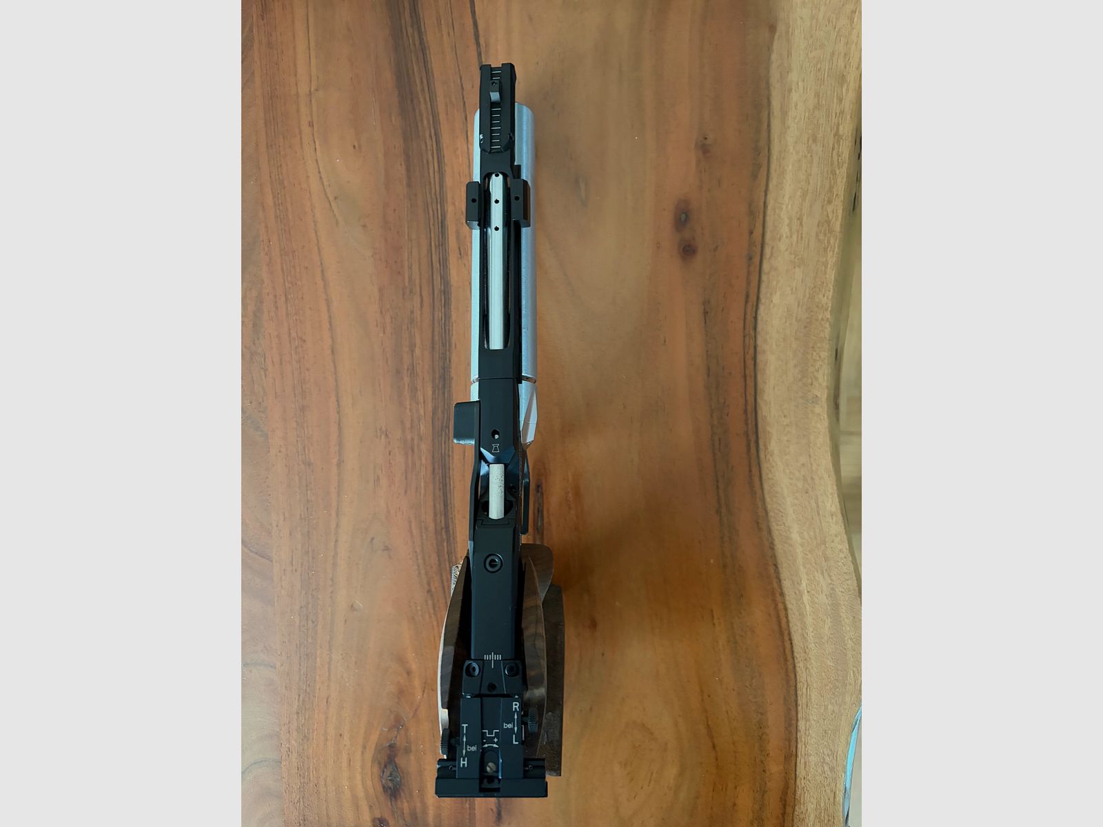 Pistola ad aria compressa Feinwerkbau P8x corta, 01/2025 come nuova