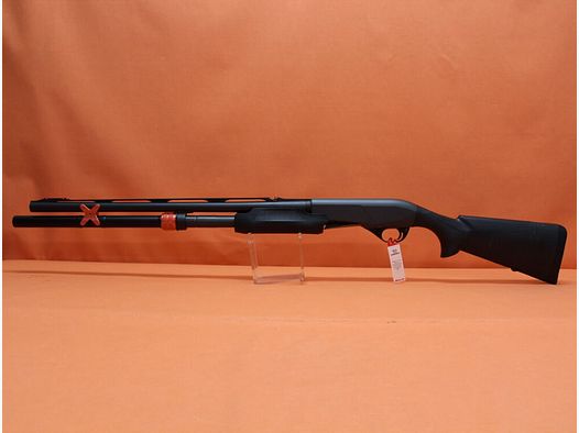 Benelli	 VsRep.Flinte 12/76 Benelli NOVA SPEED 24"/61cm Lauf/ Criochoke (IPSC-/ Vorderschaftrepetierflinte)