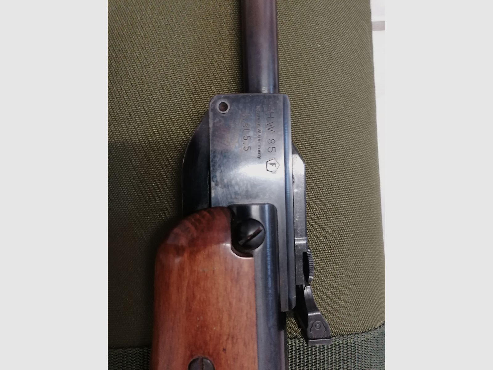 Karabinek pneumatyczny Weihrauch HW85. 5.5mm