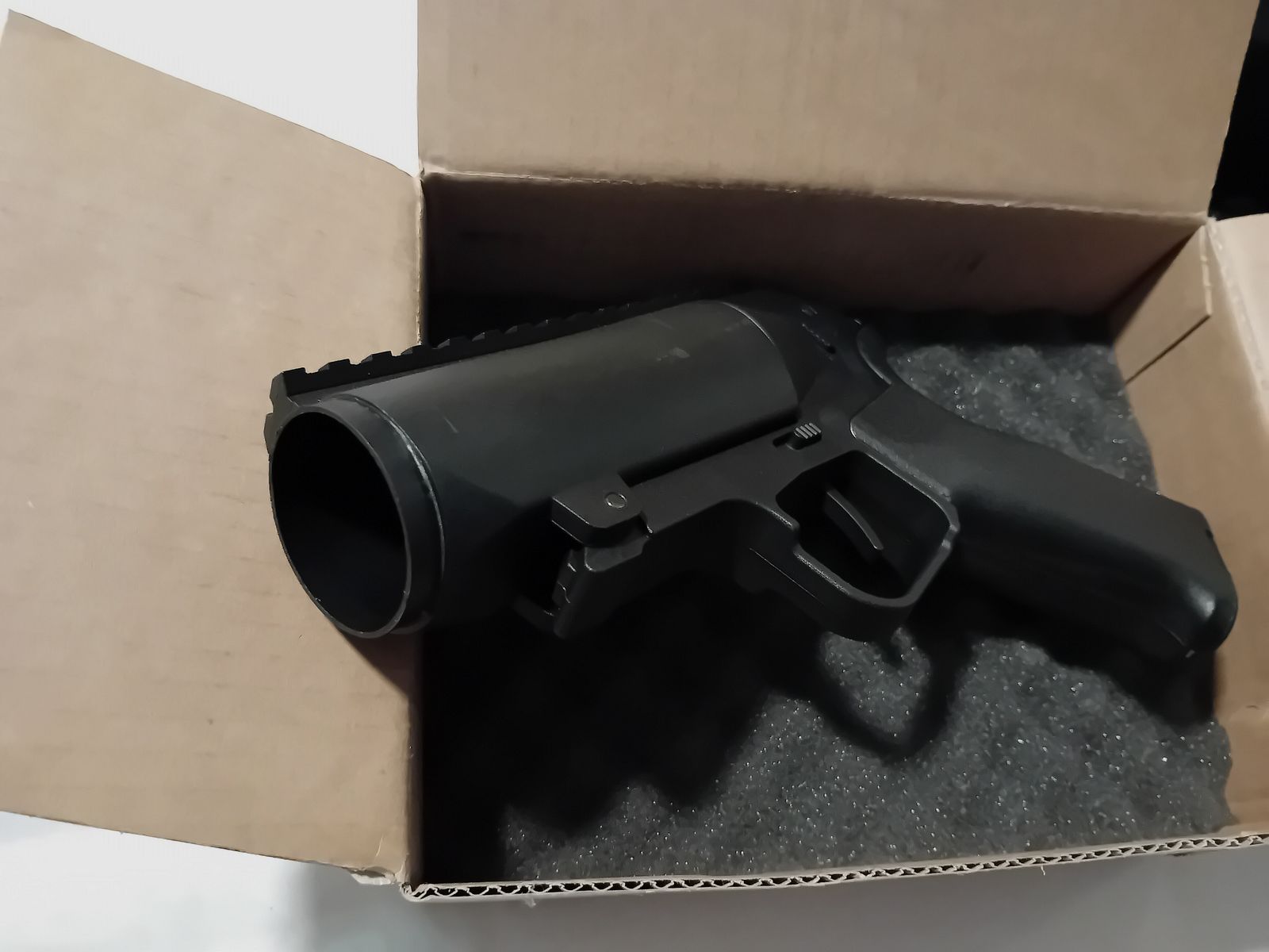 40mm grenade launcher
