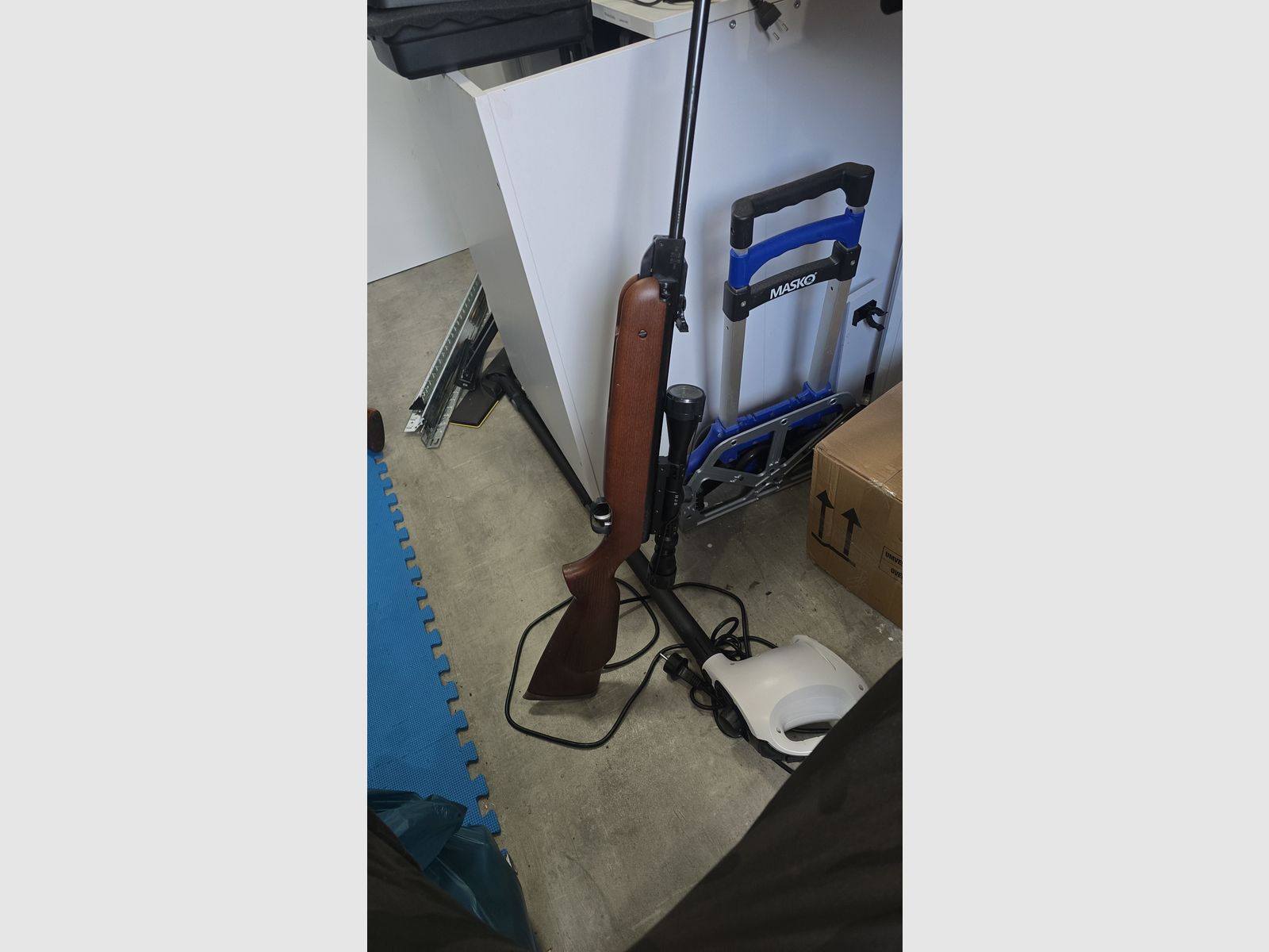 HW77 Air rifle Caliber .22 Luftdruckgewehr von Weihrauch 