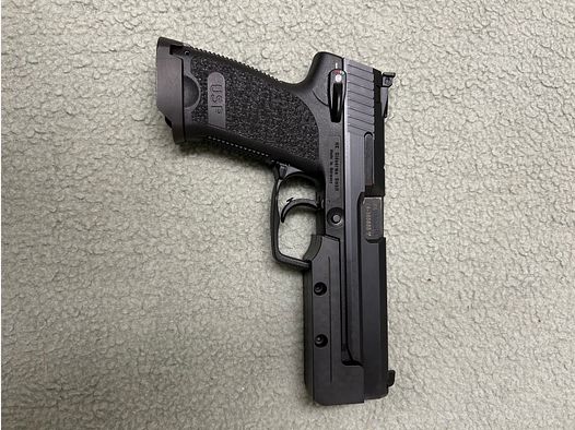 Heckler & Koch USP Expert
