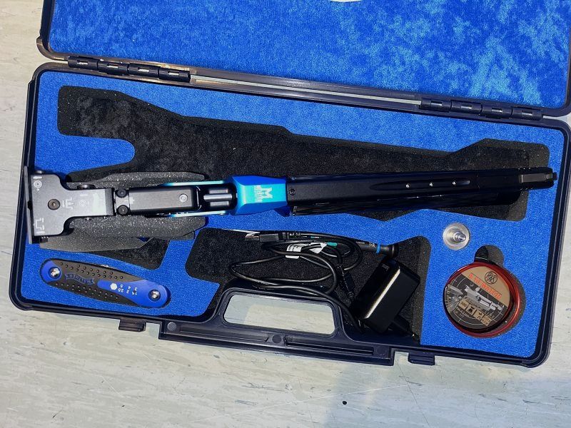 Match pistola ad aria compressa Walther LP500-E / Meister Manufaktur Blu - Grilletto elettronico / Cartuccia in carbonio