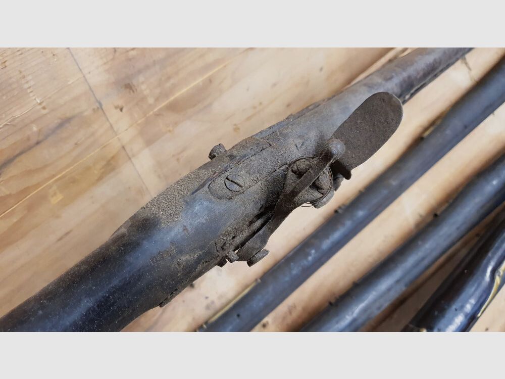 British Steinschlossgewehre für die Royal Niger Company um ca. 1830 in Transportkiste