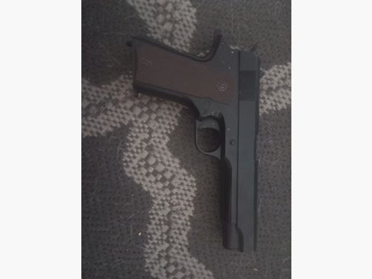 Cm123