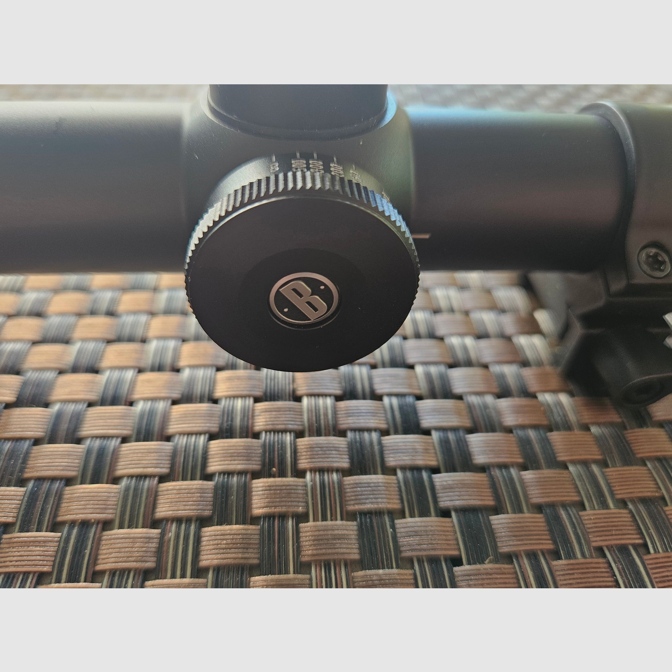 BUSHNELL ELITE 4500 6-24 x 40