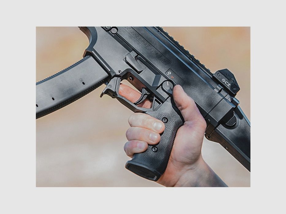 MAGPUL MOE EVO GRIP POLYMER FOR CZ SCORPION EVO 3 BLACK, imagen 6 de 6