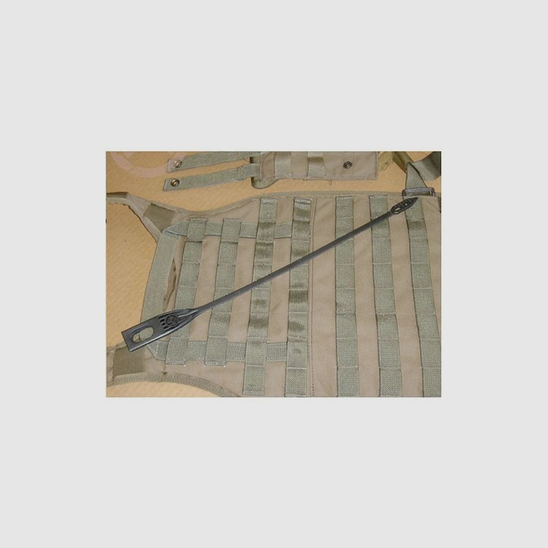 Magpul Speed-Threader Molle / Pals Threading Aid Black