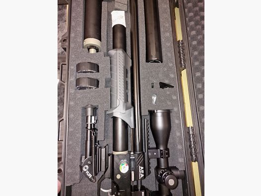 AEA MEGALODON "22 .50 NIEUWSTAAT