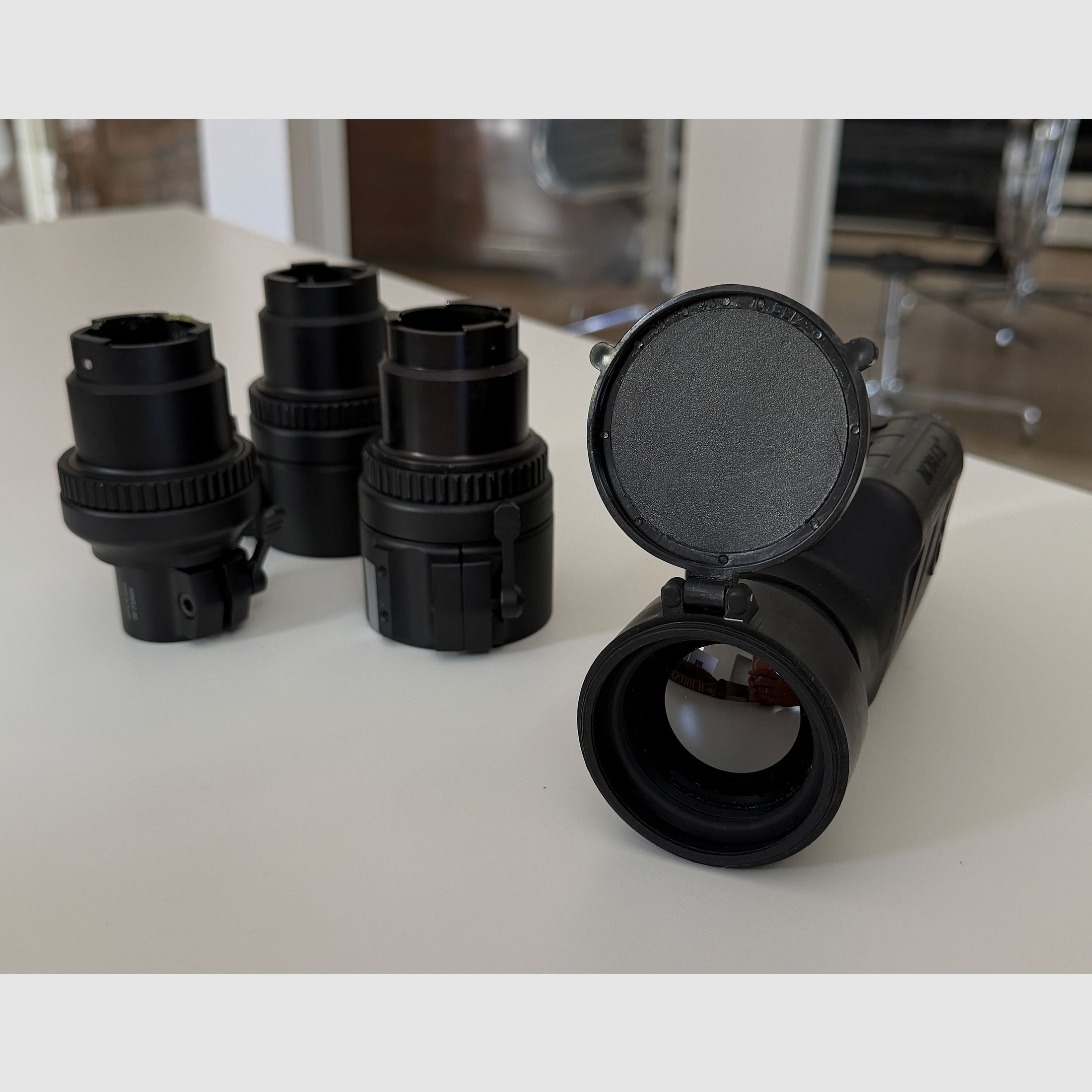 Noblex NW100