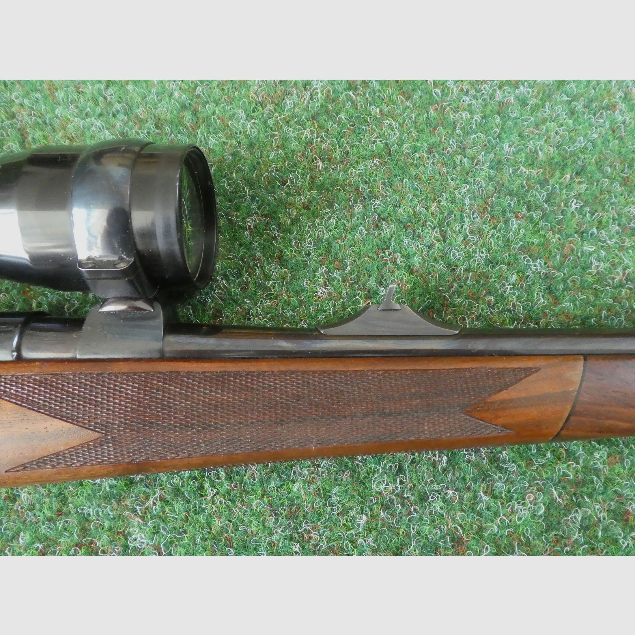 Sauer 90 in 7x64 mit Zeiss 2,5 - 10 x x56