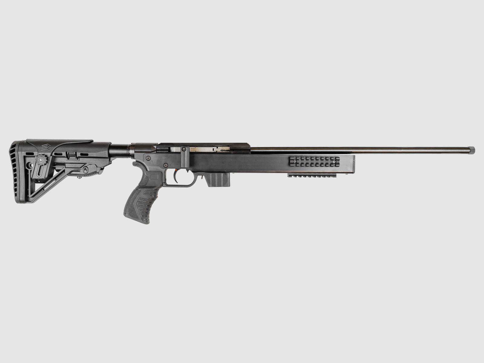 ISSC SPA ATS Tactical repeteergeweer cal. .22 LR, loop van 510 mm