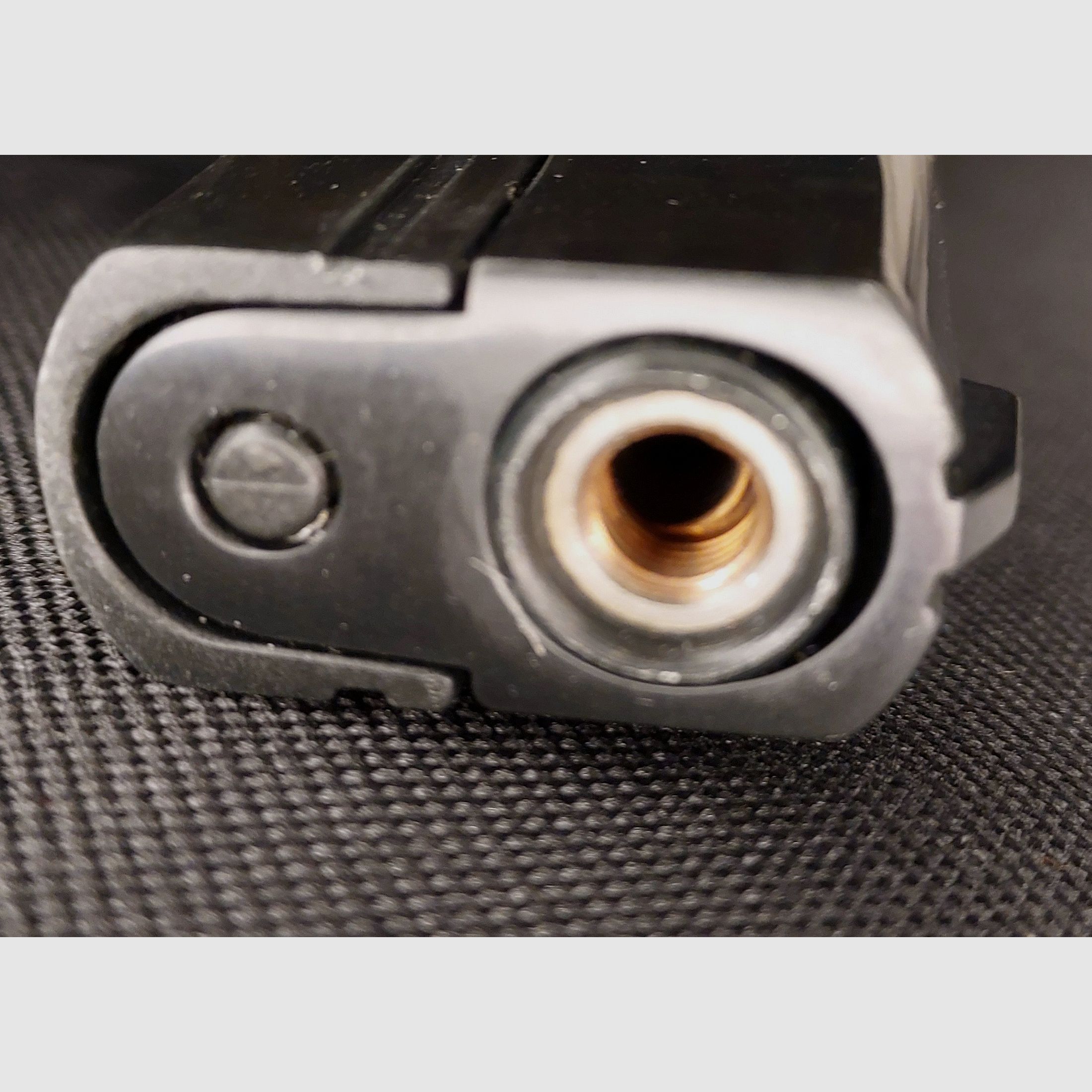 Walther P88-9 (P 88 Compact) pistola de fogueo 9mm P.A.K. negra (PTB 613)