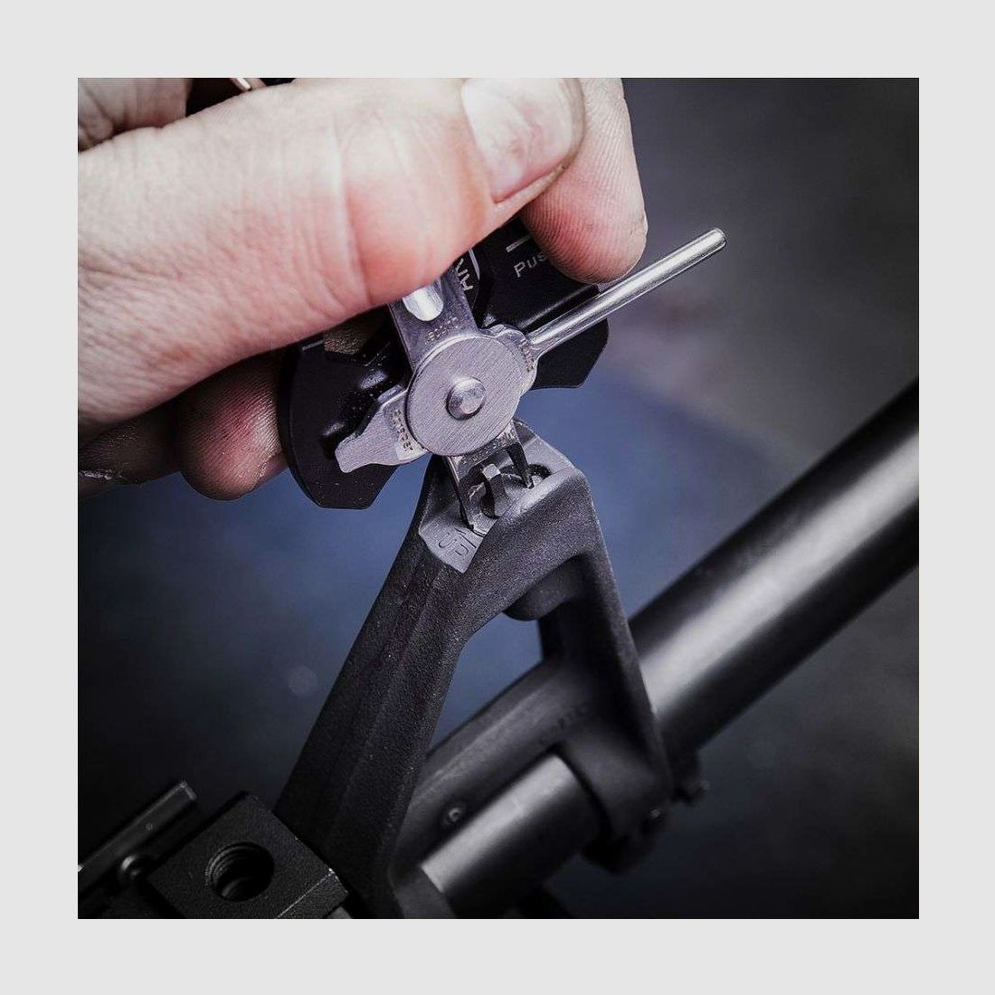 Real Avid MicroTool Multifunktionswerkzeug, Bild 6 von 9