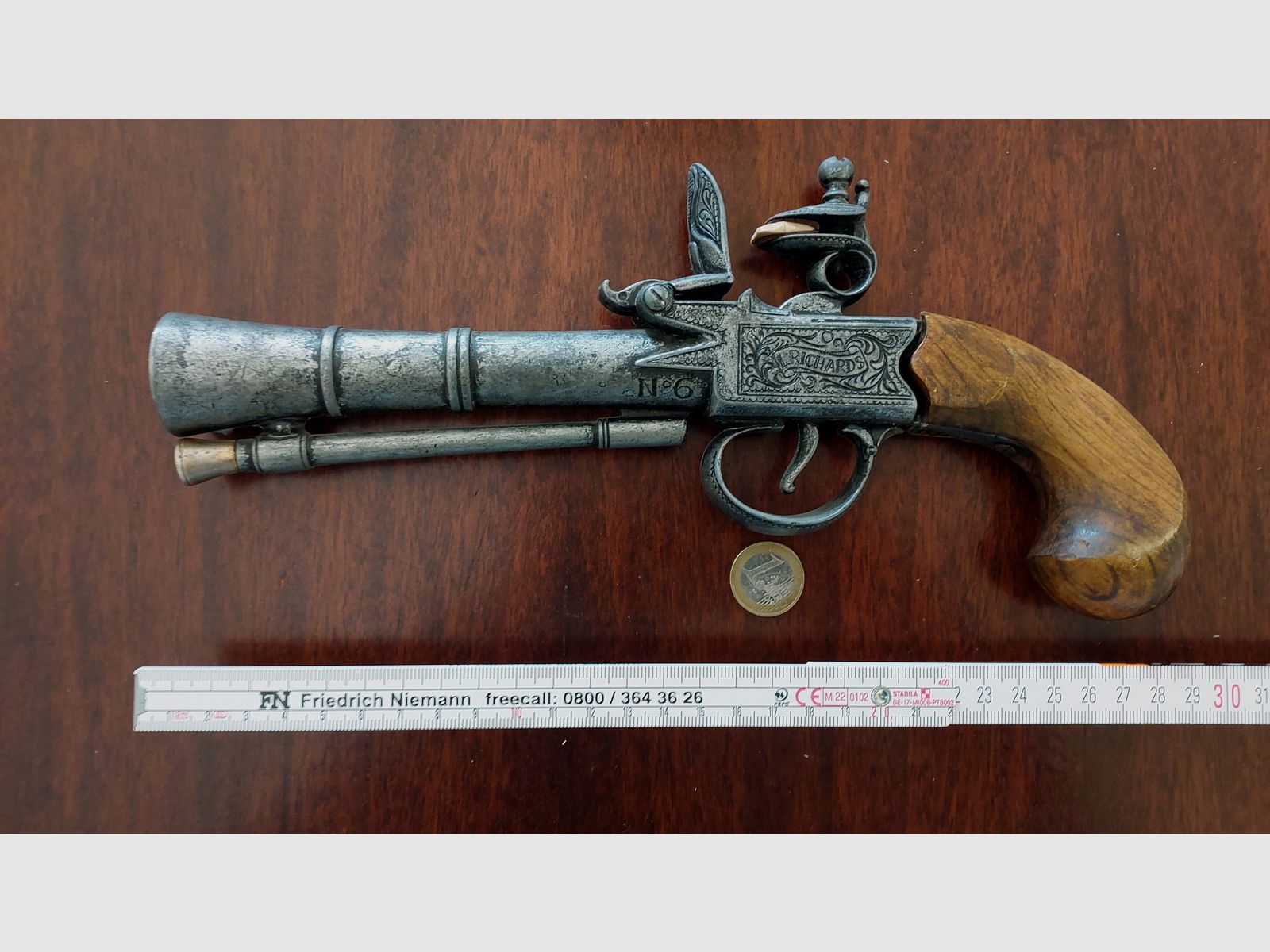 Replica Steinschlosspistole „Blunderbluss Tromblon“ – Piraten Deko – defekt