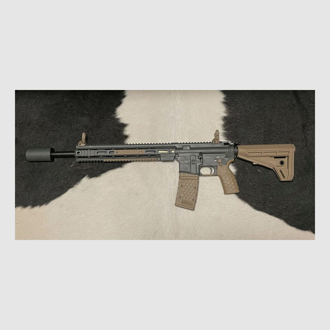 OBERLAND ARMS OA-15 PR M5, loop 16,75", OA MDR M-LOK handgreep 13", OA M4-schaft BUIS, MFD