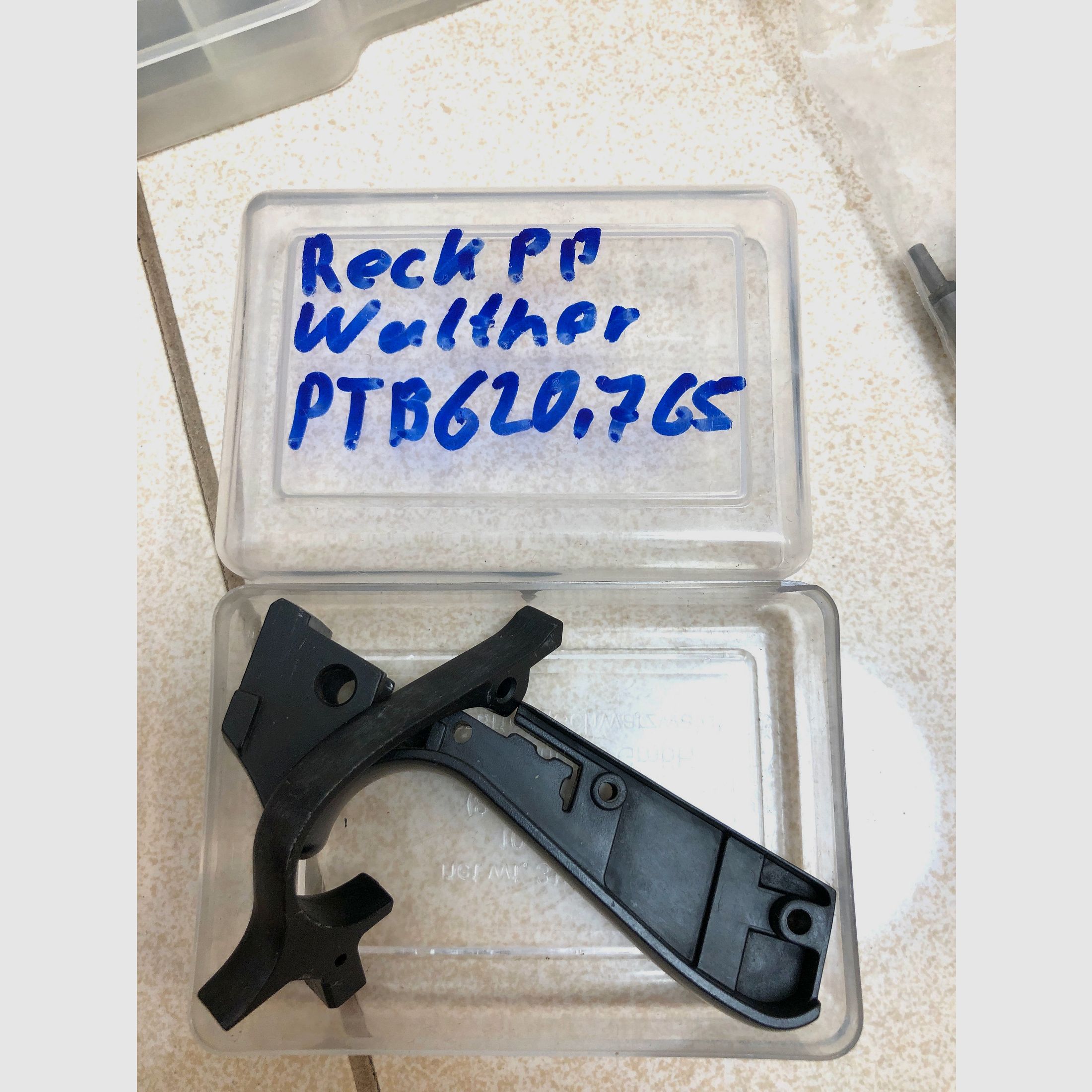 ••• #3 Ersatzteile / Reparatur-Konvolut für Schreckschusswaffen •••