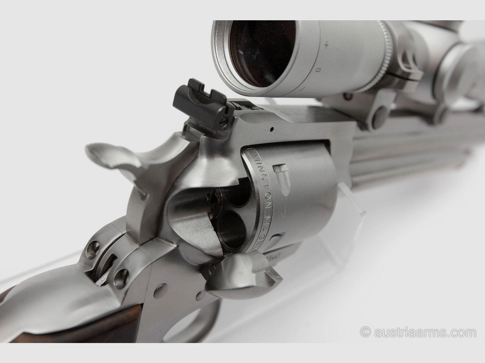 Ruger Super Blackhawk mit Leupold Handgun Optik, neuwertige Vorführwaffe, .44 Magnum, Bild 4 von 5