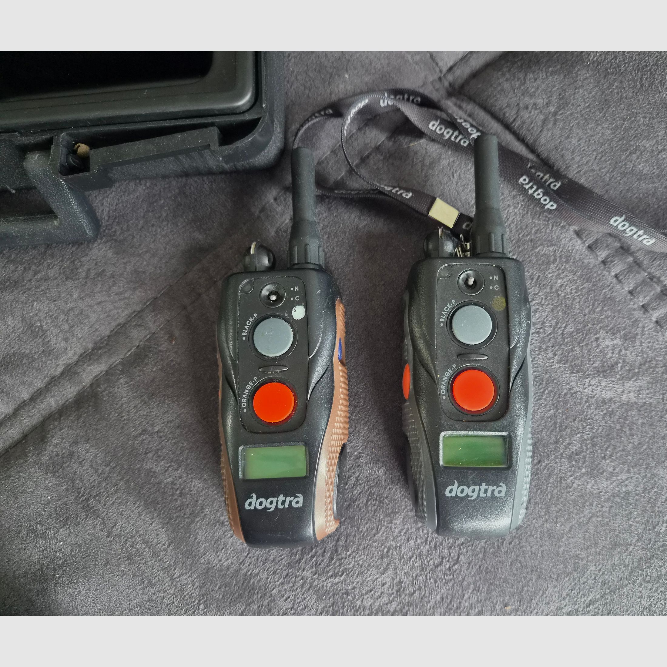 Dogtra ARC 800 double collar with 2 x remote control remaining warranty