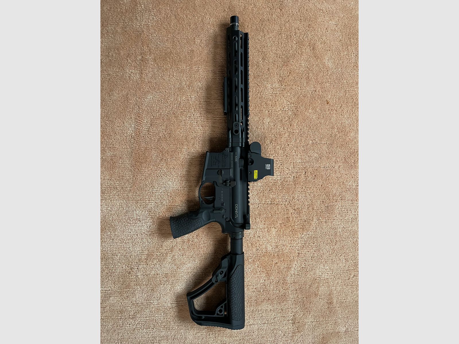 Daniel Defense DDM4V7S Full Equipment