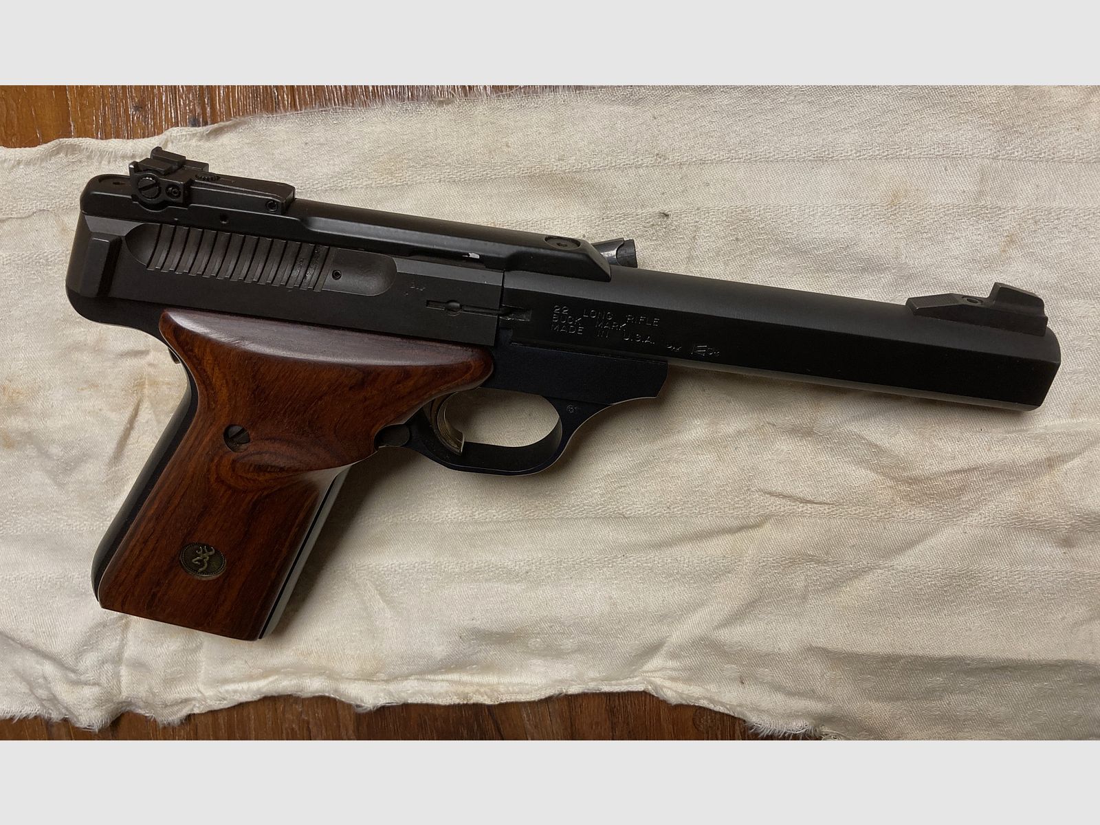 Pistole Browning Buck Mark KK