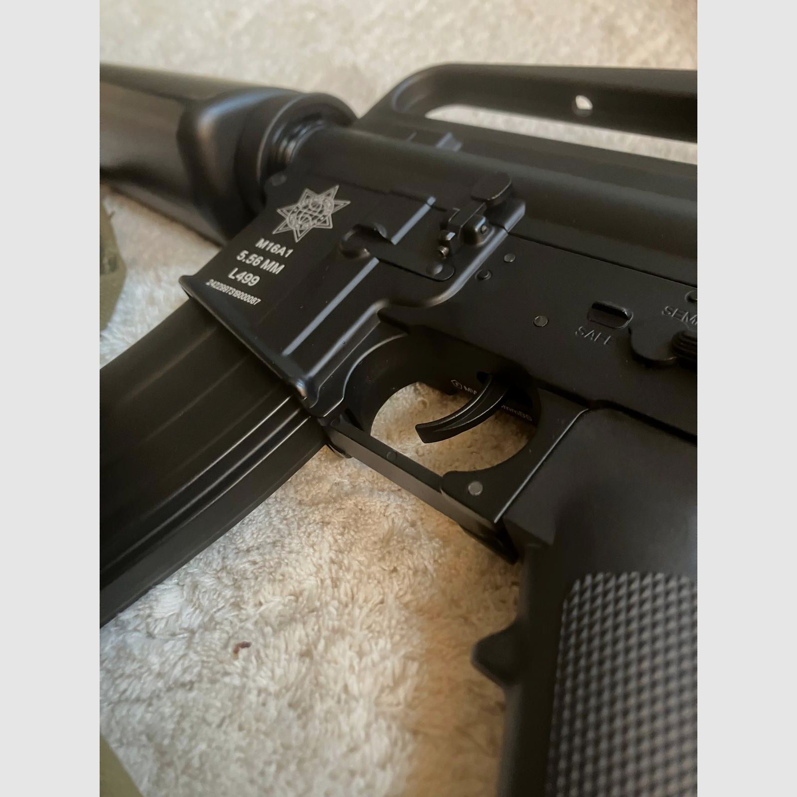 CO2 Gewehr DEFENSE FORCES M16A1 VN Vietnam, Vollmetall, Kaliber 4,5 mm BB (P18)