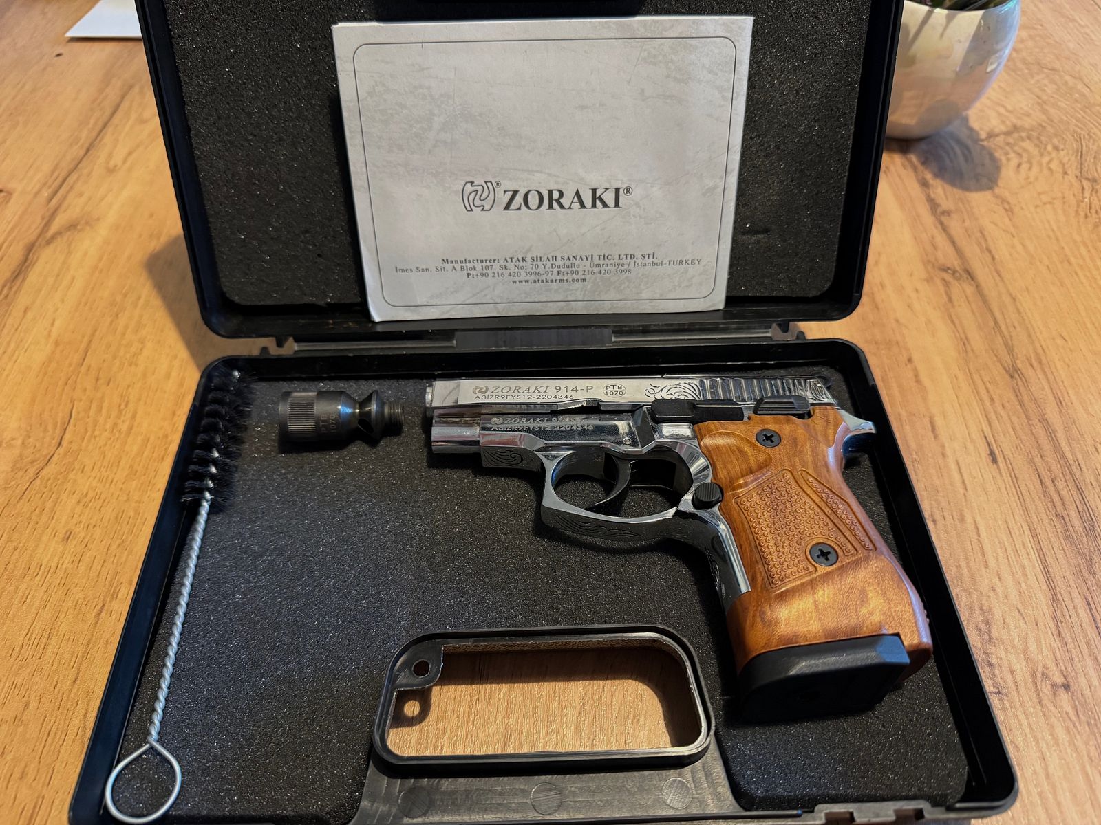 Zoraki 914 pistola a salve cal. 9mm P.A.K. cromata incisa.