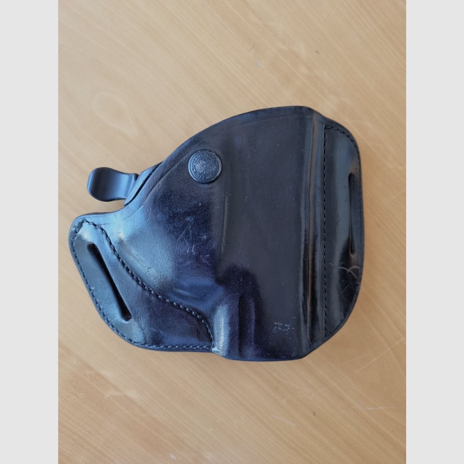 Bianchi  Holster Model 82 für Walther P99  und andere, Sattelleder,  schwarz, gebraucht, voll funktionsfähig,