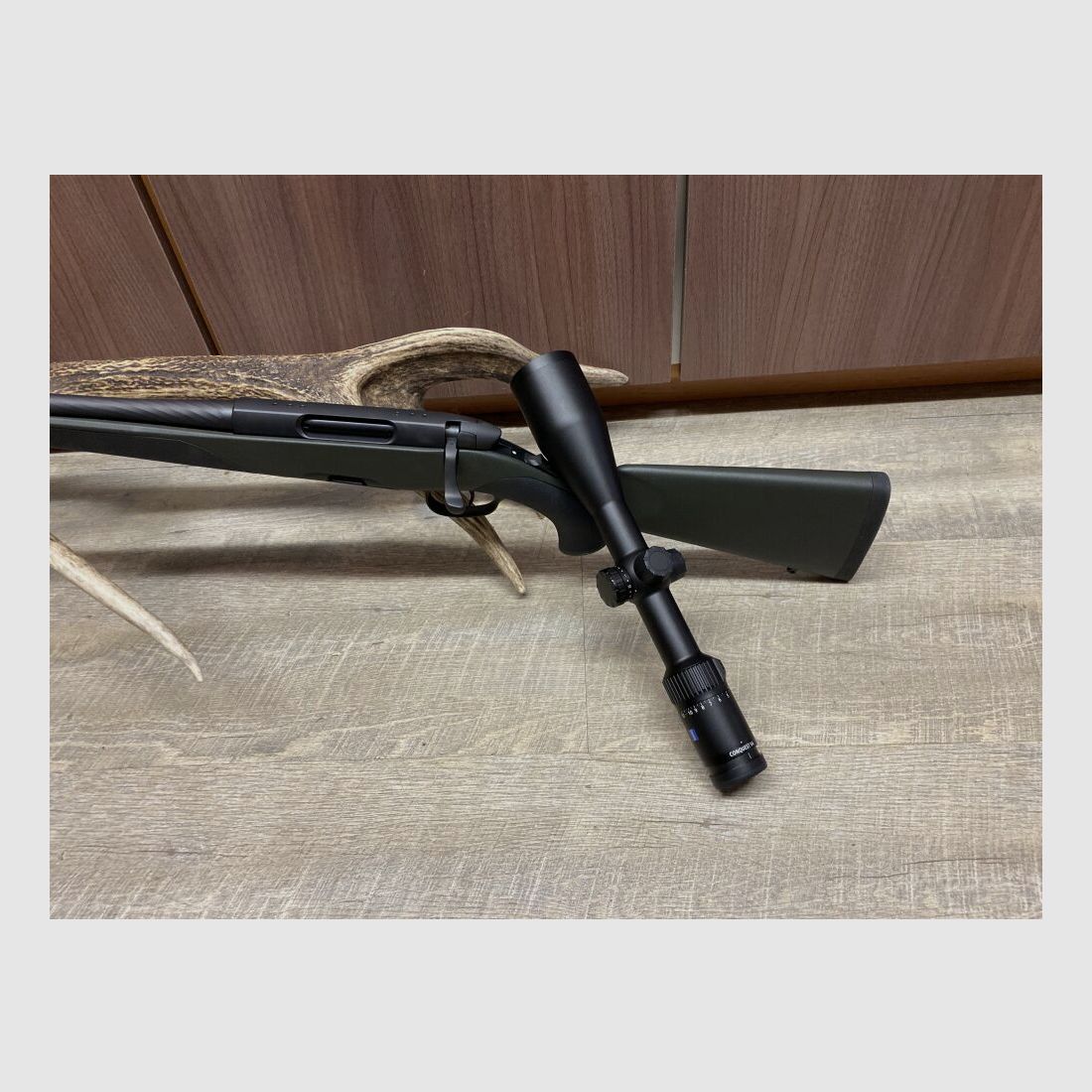 Steyr Mannlicher	 SM 12 SX links, mit Zeiss Conquest V4 3-12x56