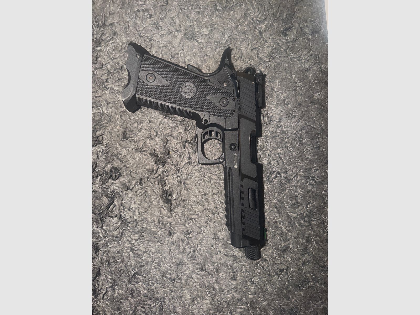 KLI Hi-Capa 5.1 Kiki Mora Vollmetall CO2BB 6mm BB Blackout Edition