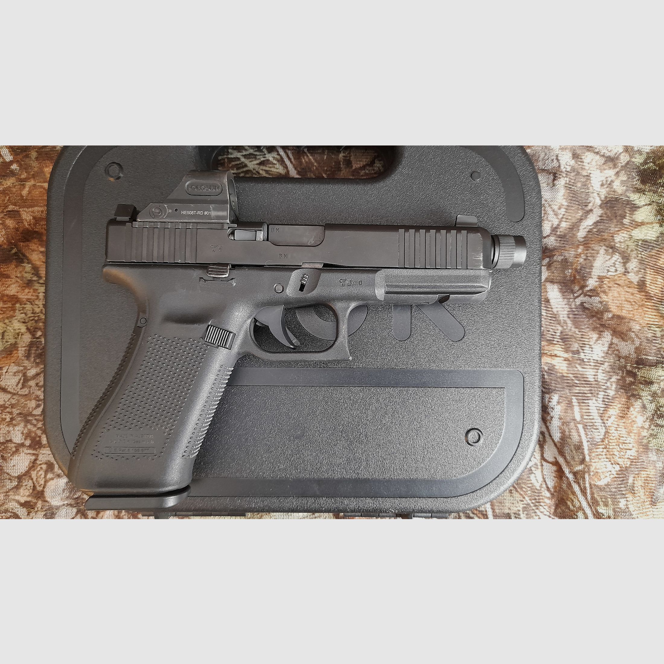 Glock 17 Gen 5 MOS mit Holosun HE508T-RD Reddot und Mündungsgewinde