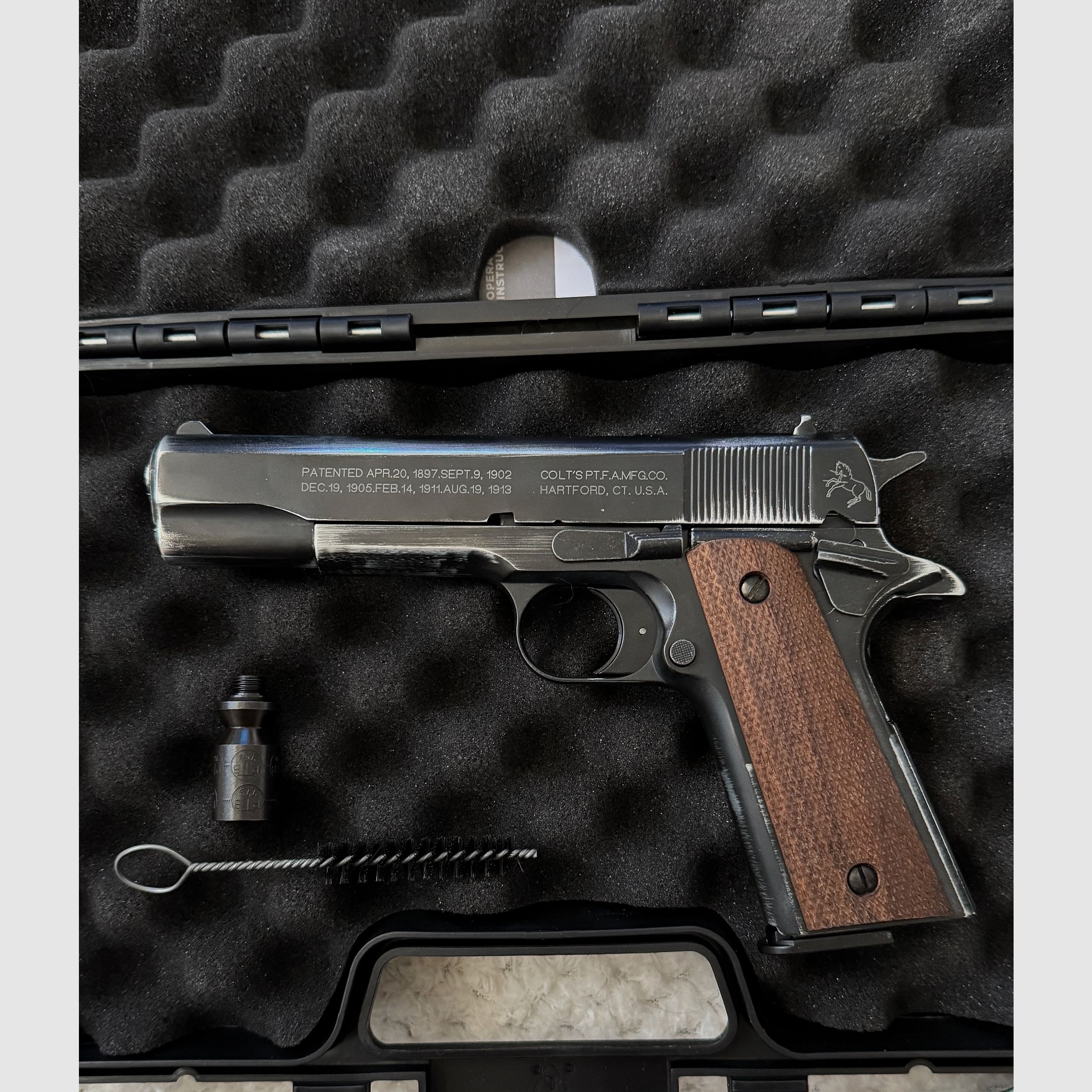 Colt Government 1911 A1 blank firing pistol 9 mm P.A.K antique finish with wooden grips NEW