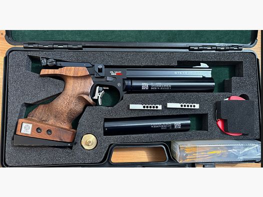 Steyr LP50 RF Compact Match-Pressluftpistole mit Auflagekeil in top Zustand